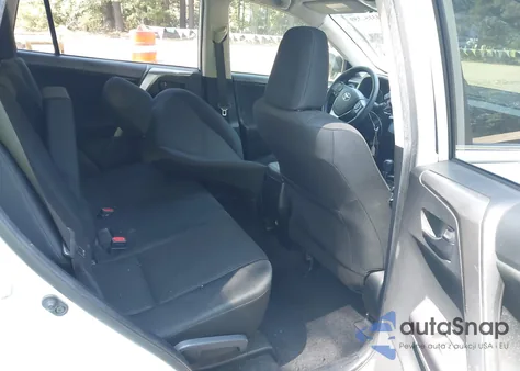 2018 Toyota Rav4 Le z USA, uszkodzony, nr VIN JTMZFREV3JJ174039